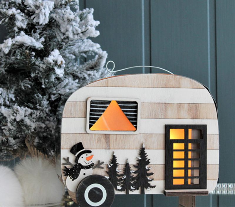 Lykt Campingvogn, flott pyntet, med Led lys.