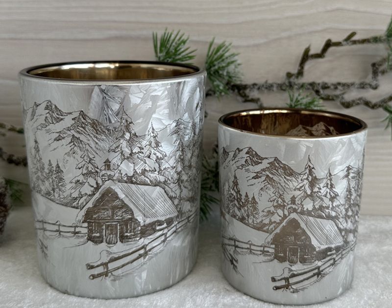 Lysglass, Vinterhytte i frostet glass, medium.
