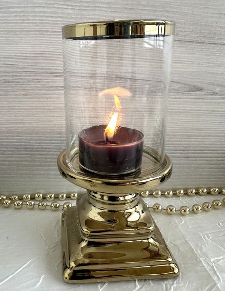 Lysestake Edel, gullfarget keramikk, med glass.